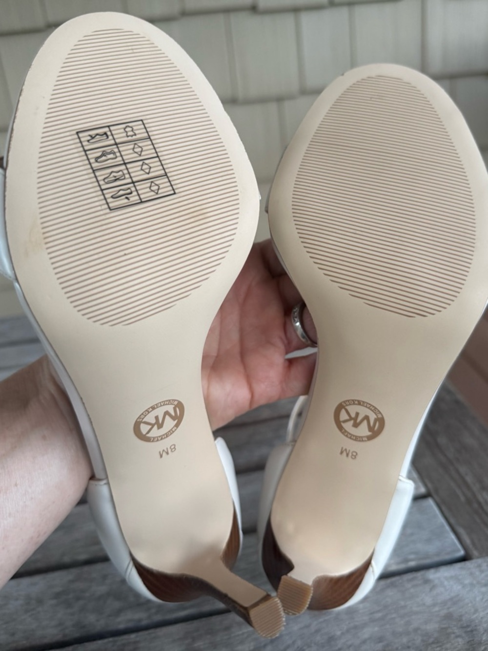 Michael Kors White Leather Logo Ankle Strap Heels Size 8M Gold Hardware - Picture 6 of 7